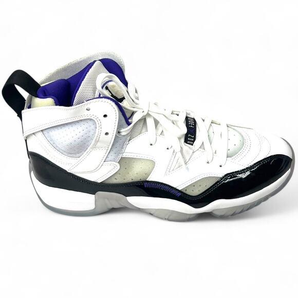 Jordan Jumpman Two Trey sneaker 9.5 Mens in the "Concord" High Top Basketball - Picture 1 of 10